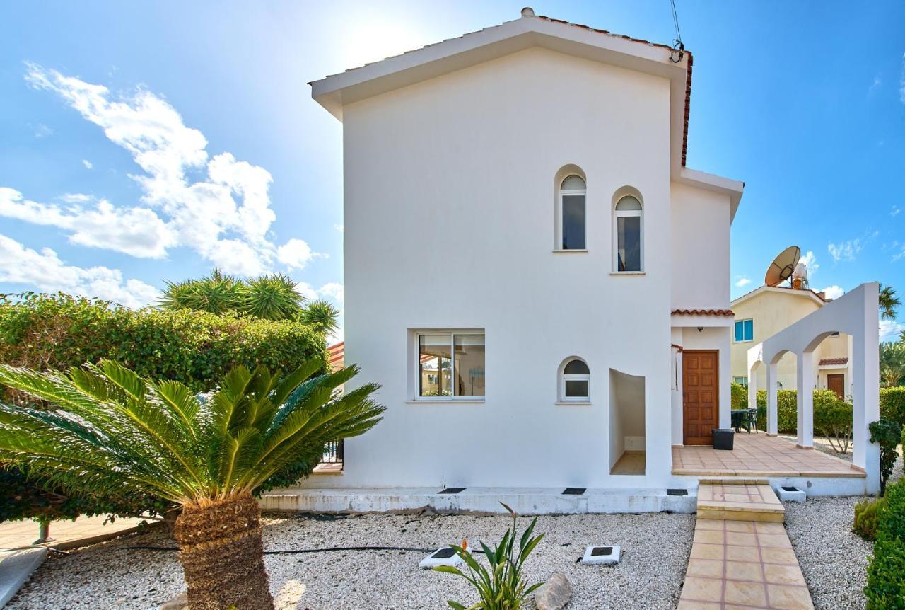 Villa Shiva By Ezoria Villas Korall-öböl Kültér fotó